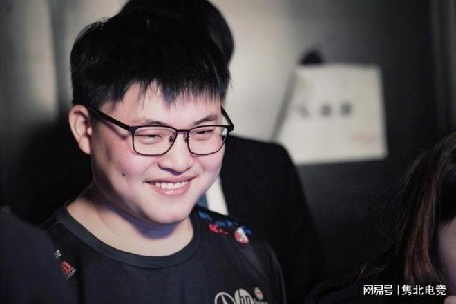 时隔两年再 时隔两年再