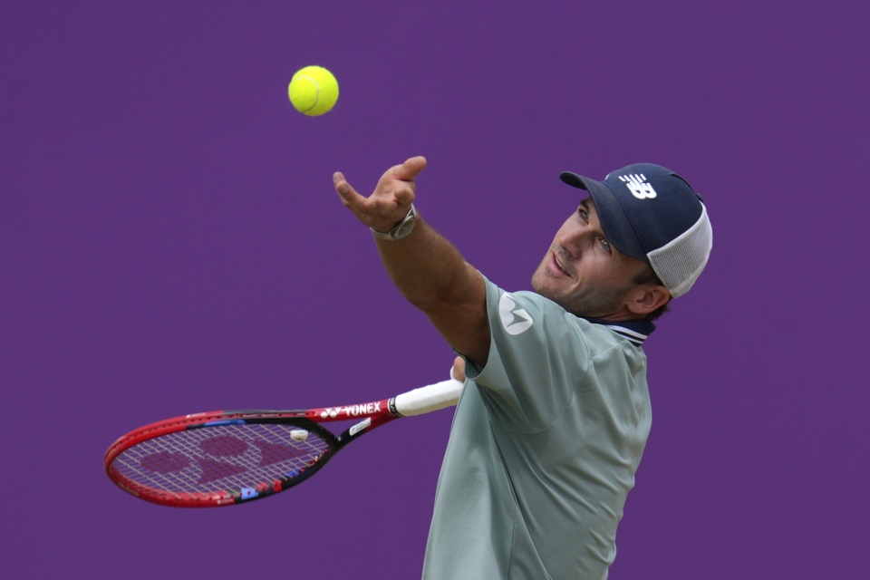 并非易事 并非易事